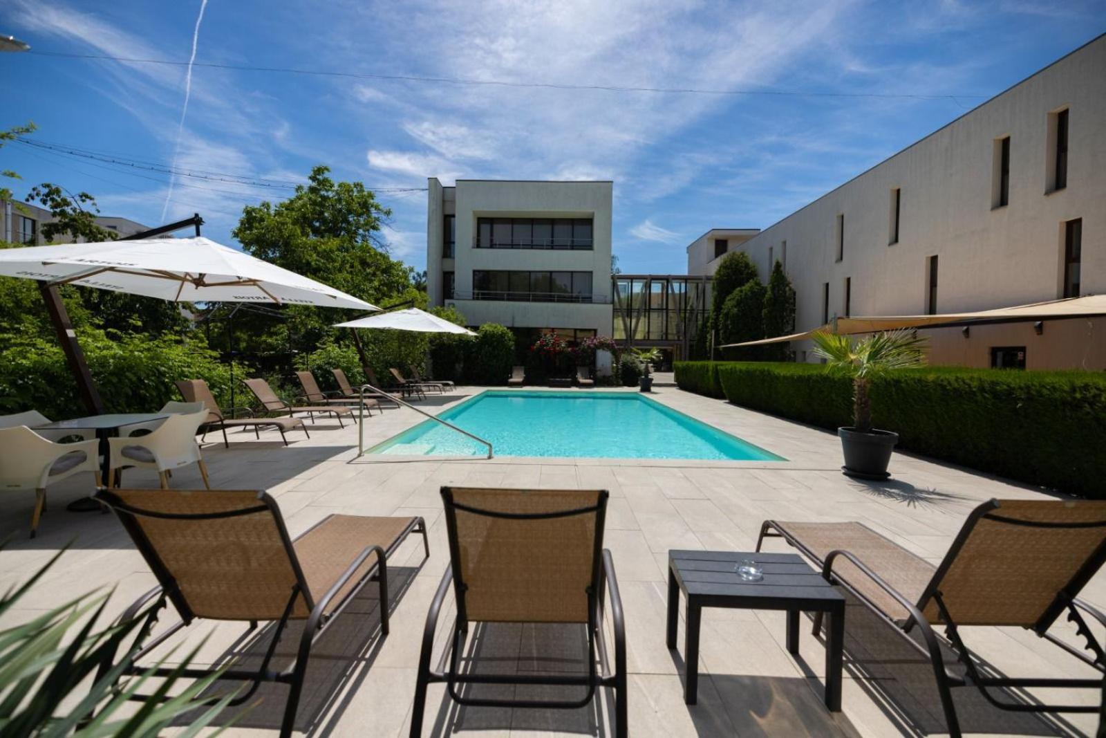 Perla Corp B Hotel 3*